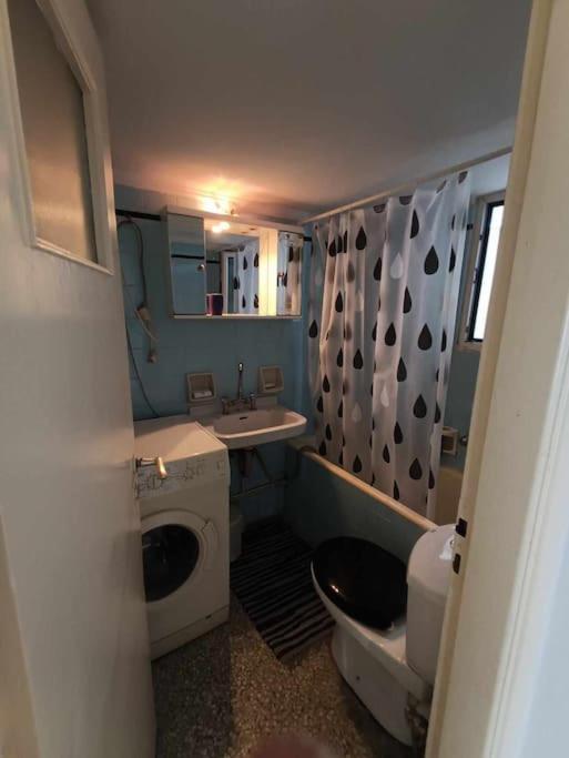 Appartement Marina Zea Пирея Екстериор снимка
