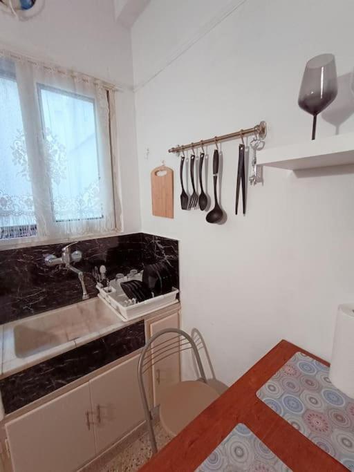 Appartement Marina Zea Пирея Екстериор снимка